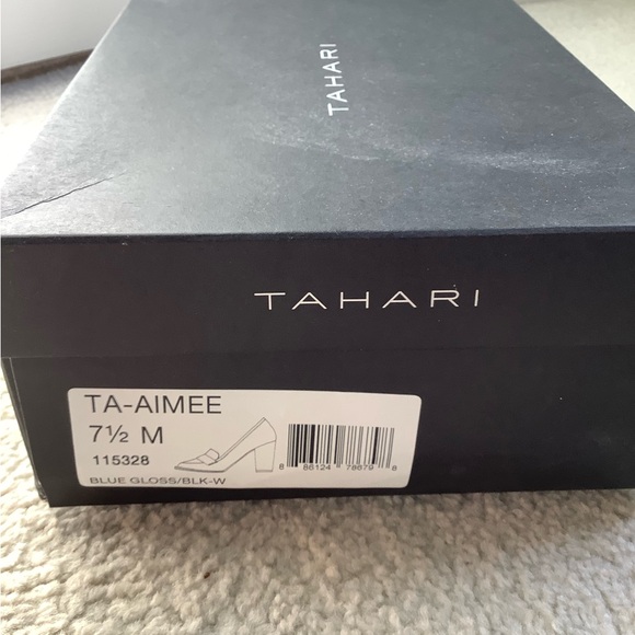 Tahari Aimee loafer - Picture 6 of 6